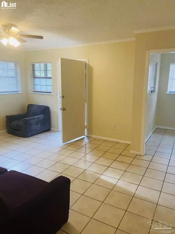 Pensacola, FL 32507,9 Washington St