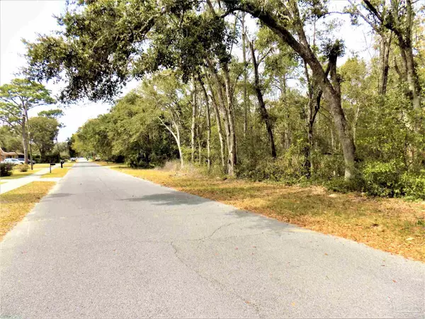 1600 Toni St, Pensacola, FL 32504