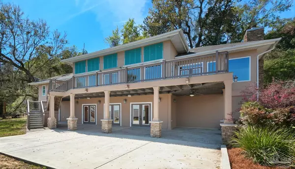 8866 Scenic Hwy, Pensacola, FL 32514