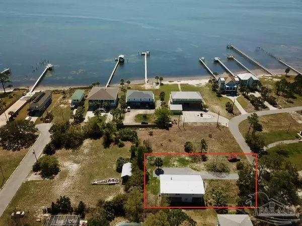 Gulf Breeze, FL 32563,1038 Magnolia Ln