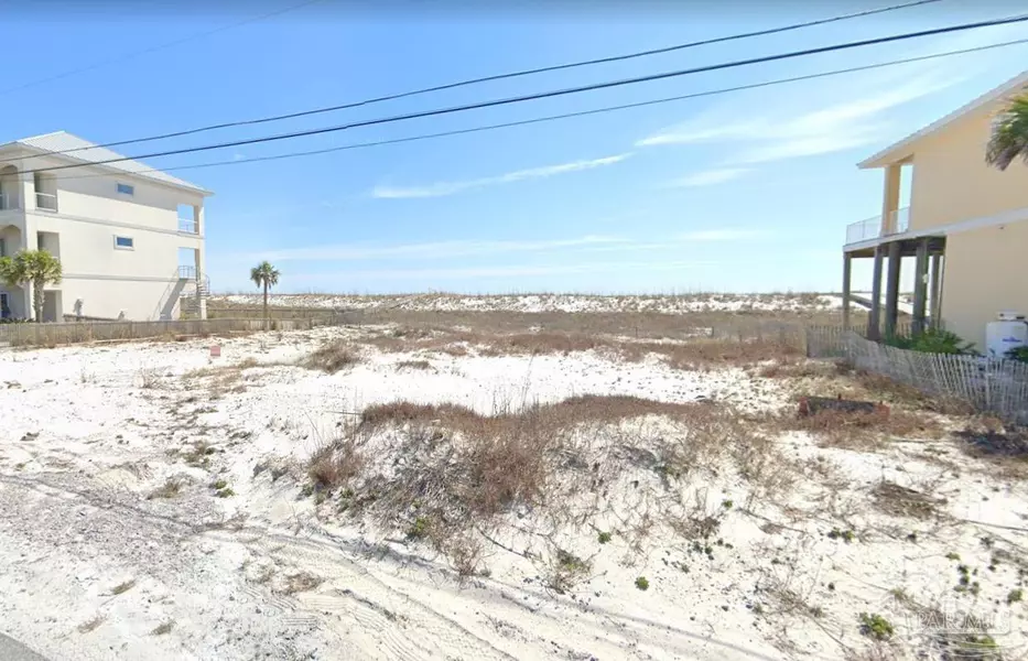 7453 Gulf Blvd, Navarre Beach, FL 32566