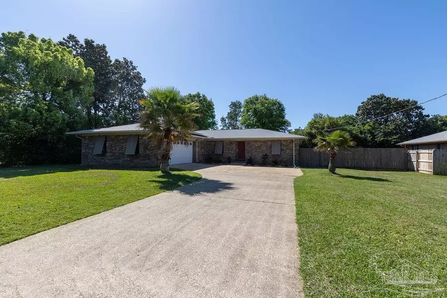 1105 Palisade Rd, Pensacola, FL 32504