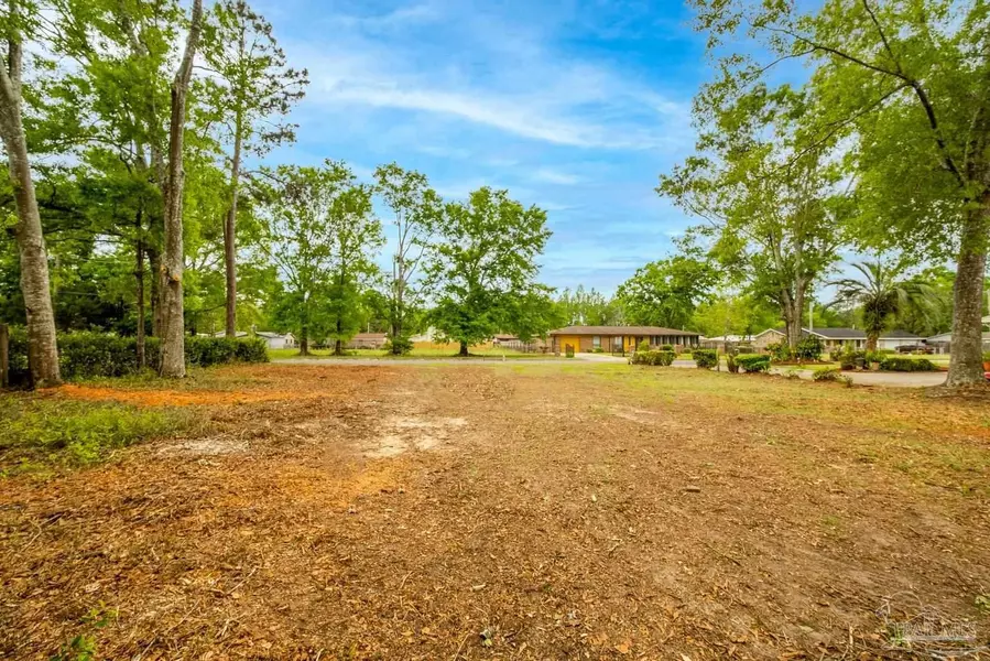 1278 Portland St, Pensacola, FL 32534