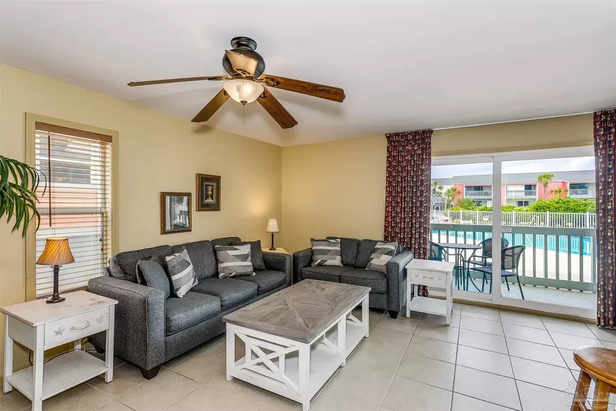 1625 Bulevar Mayor, Pensacola Beach, FL 32561