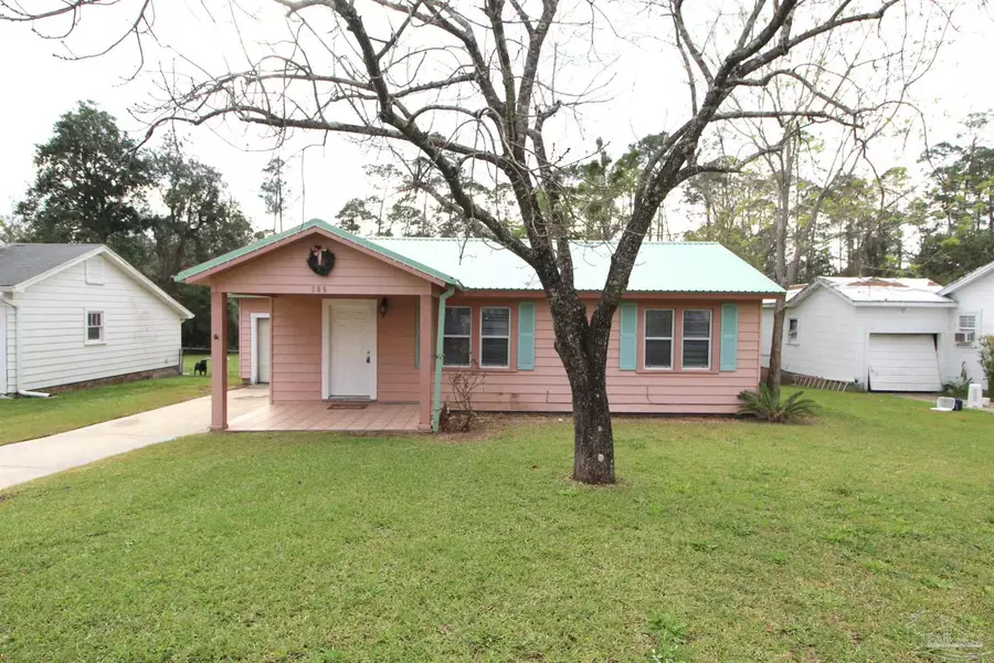 305 Homeland Ave, Cantonment, FL 32533