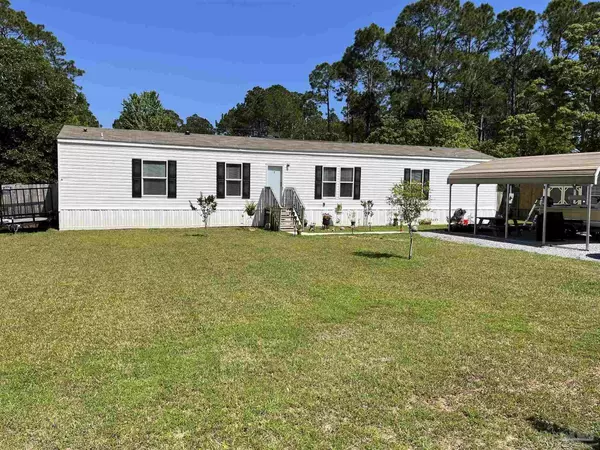 1964 Reagan Rd, Navarre, FL 32566