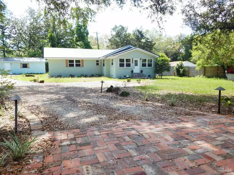 3829 N 12th Ave, Pensacola, FL 32503