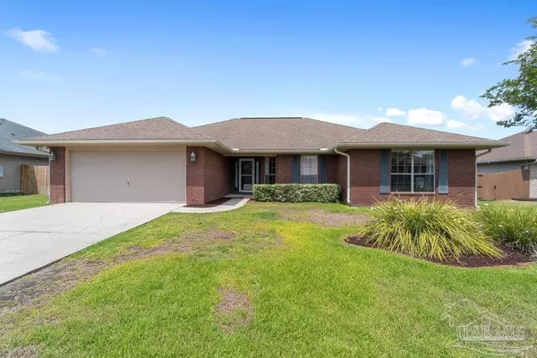 1919 Bay Pine Cir, Gulf Breeze, FL 32563