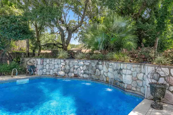 Gulf Breeze, FL 32563,1322 Quiet Cove Ct