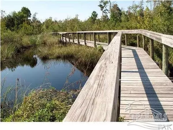 Milton, FL 32583,6455 Hammock Trace