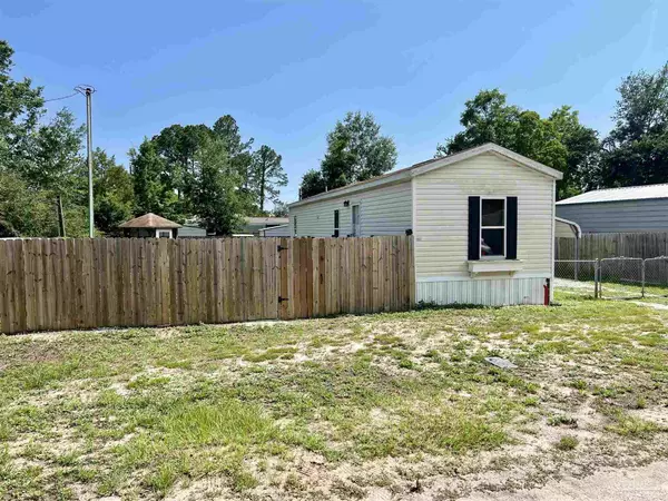 13 Romana, Mary Esther, FL 32569