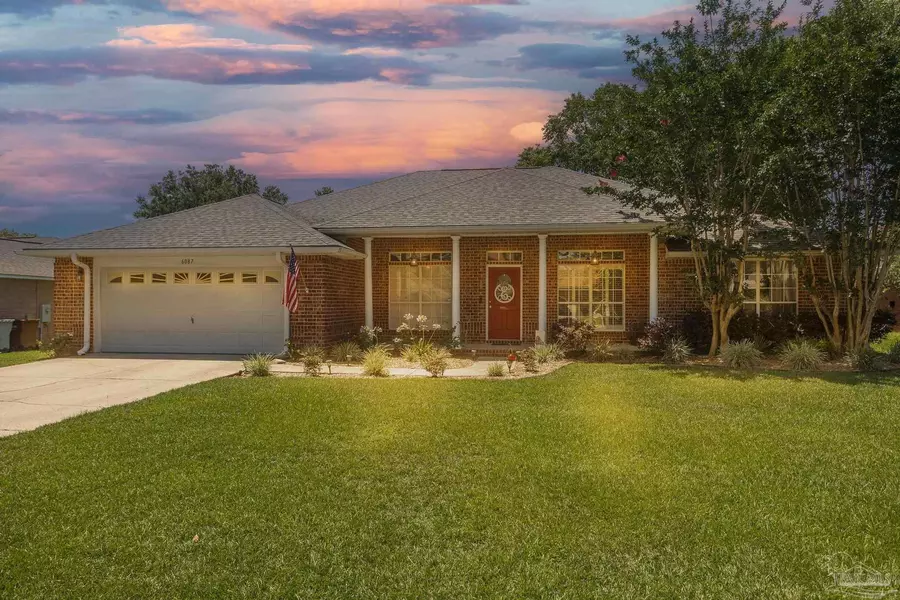 6087 Jameson Cr, Pace, FL 32571