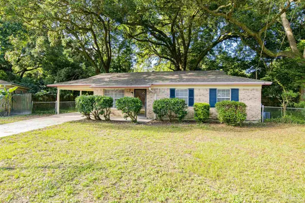 330 Pine Ridge Cir, Pensacola, FL 32514