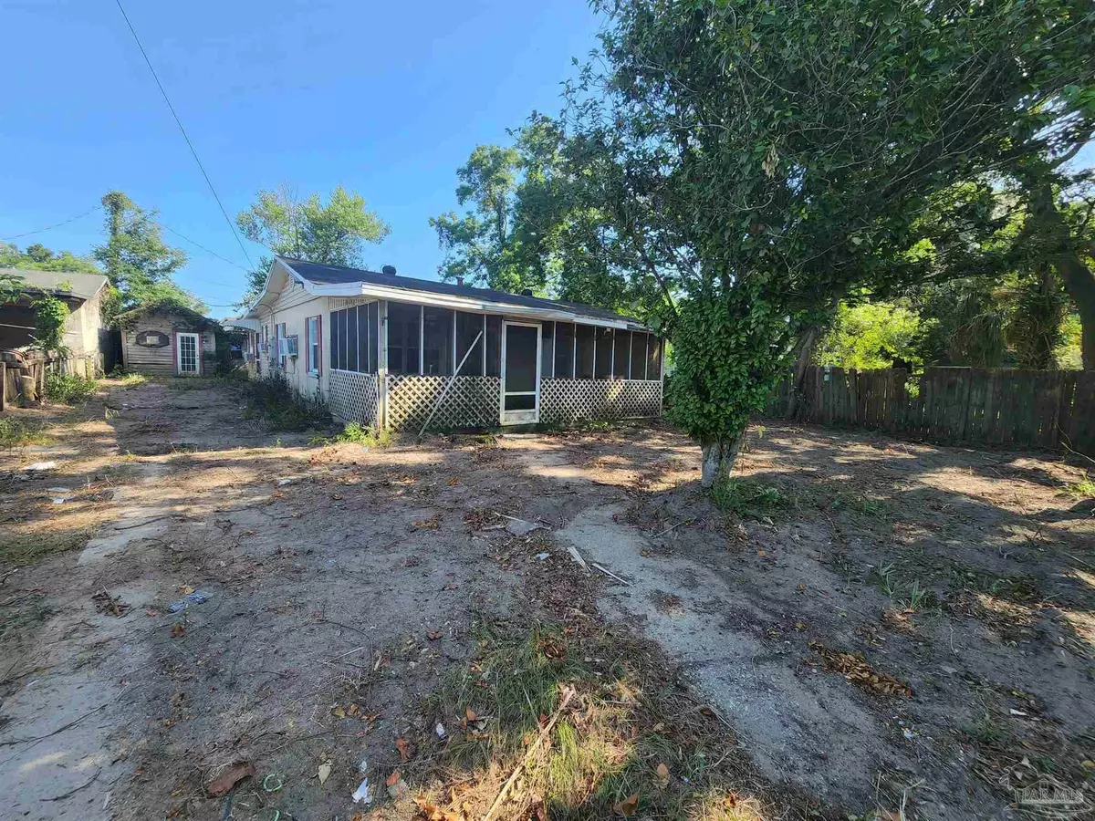 Pensacola, FL 32505,3703 W Theresa St