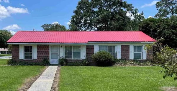 408 6th Ave, Atmore, AL 36502