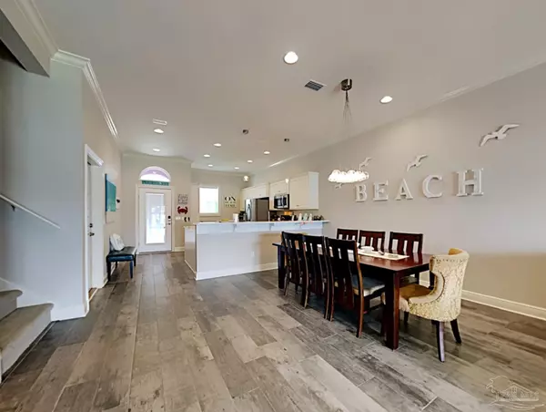 Pensacola, FL 32507,13904 Playa Way