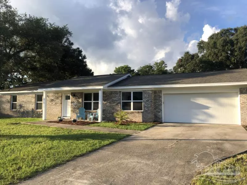 3588 Wimbledon Dr, Pensacola, FL 32504