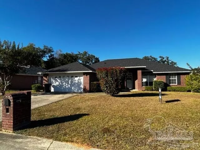 1720 Cedrus Ln, Pensacola, FL 32514