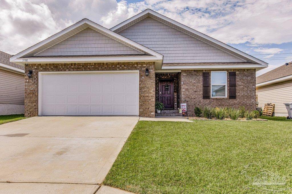 5781 Guinevere Ln, Milton, FL 32583
