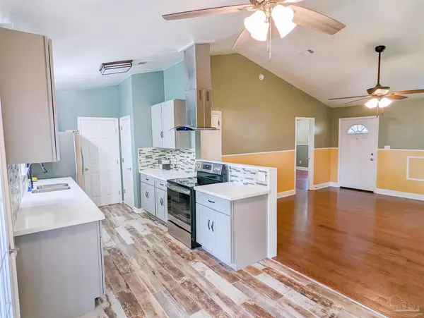 Pensacola, FL 32526,4824 Randee Cir