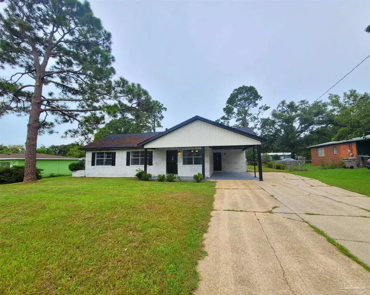 710 Pinestead Rd, Pensacola, FL 32505