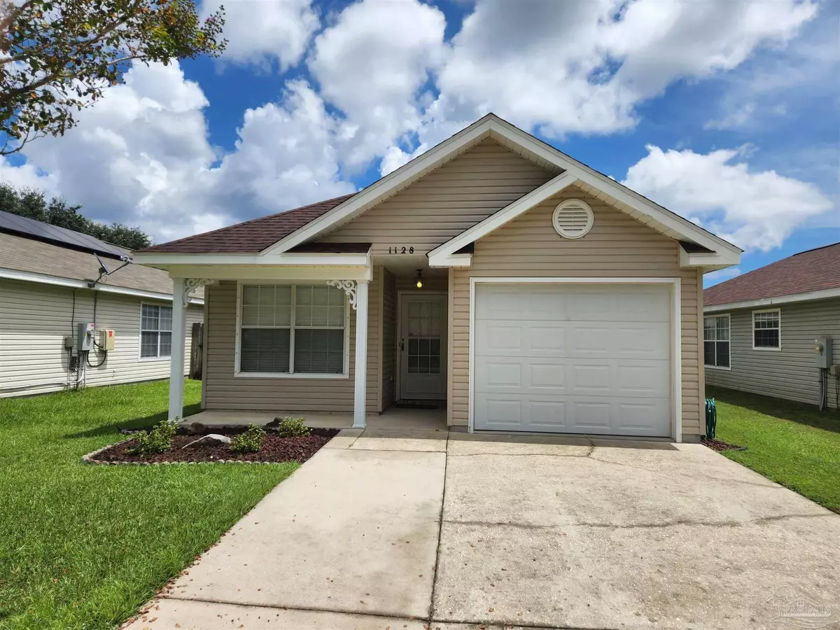 Cantonment, FL 32533,1128 Sweetbriar St