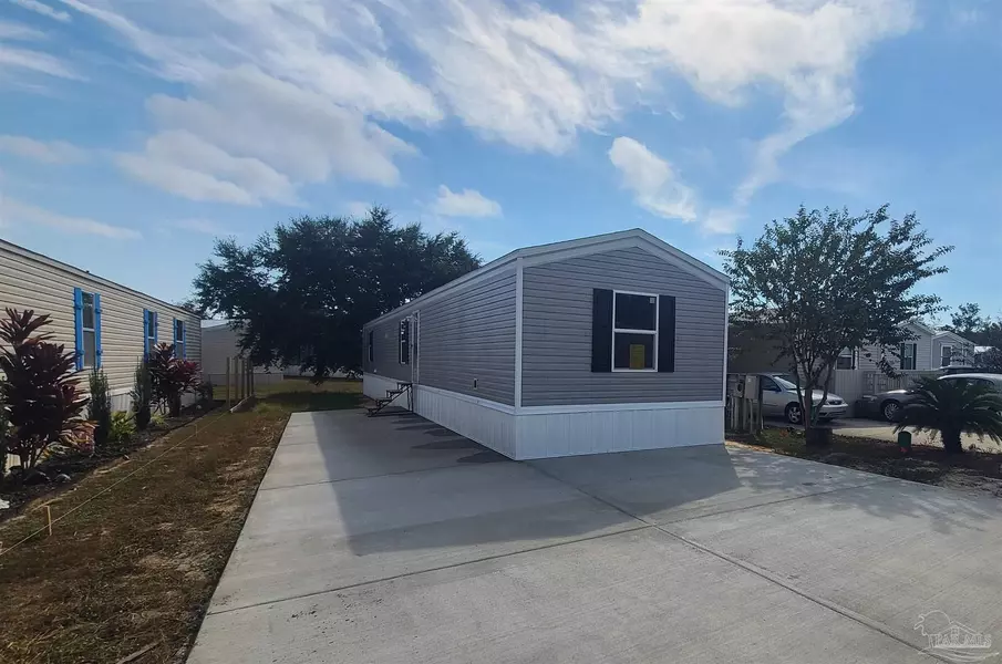 16707 Lagoon Cir, Gulf Shores, AL 36542