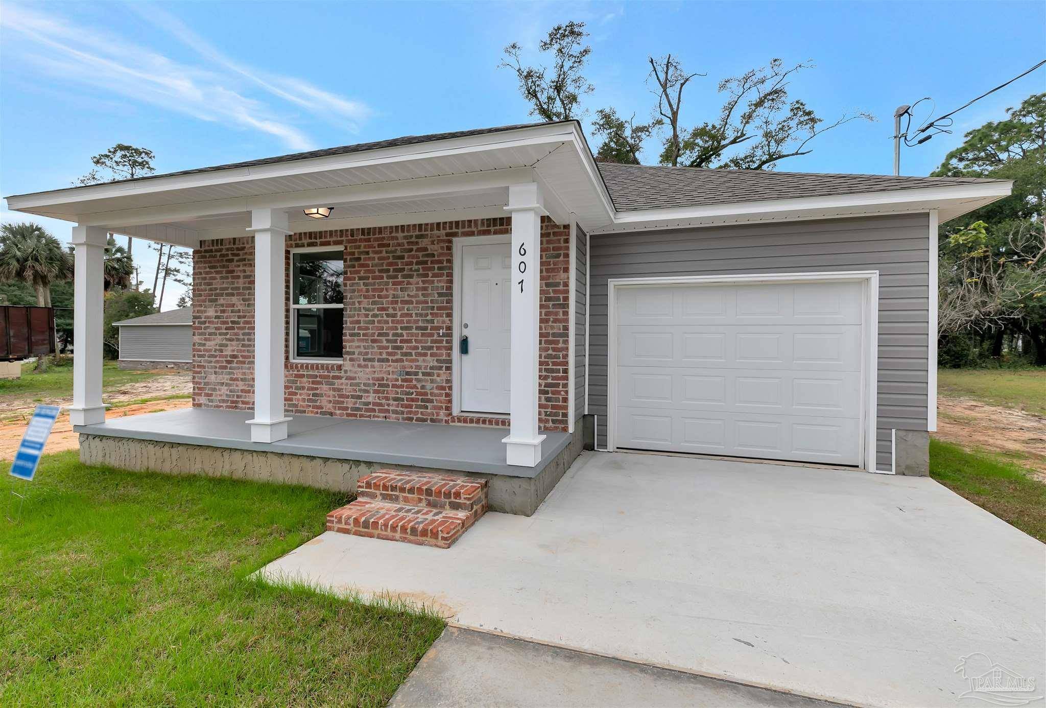 Pensacola, FL 32507,607 Rentz Ave
