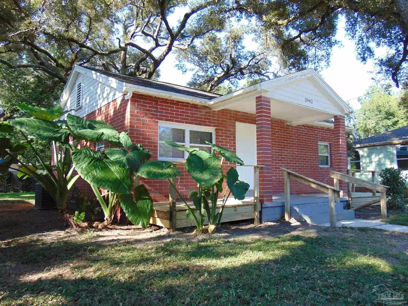 3942 W Jackson St, Pensacola, FL 32505