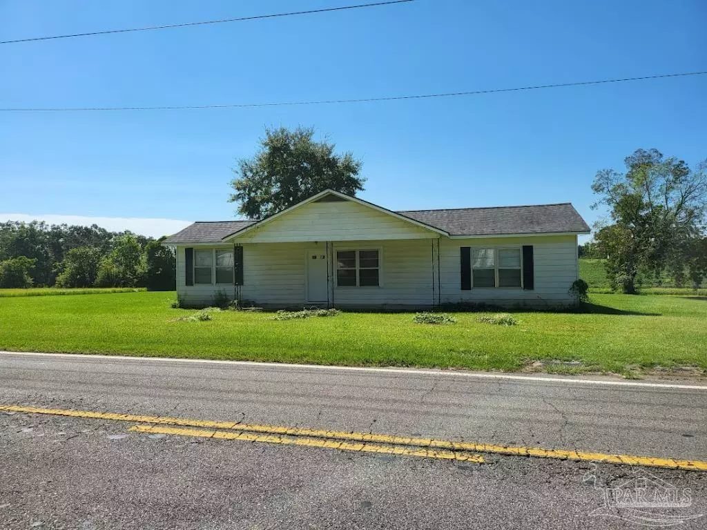 Mcdavid, FL 32568,5871 Arthur Brown Rd