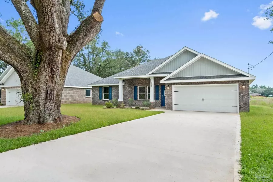 7225 Lost Treasure Ct, Navarre, FL 32566