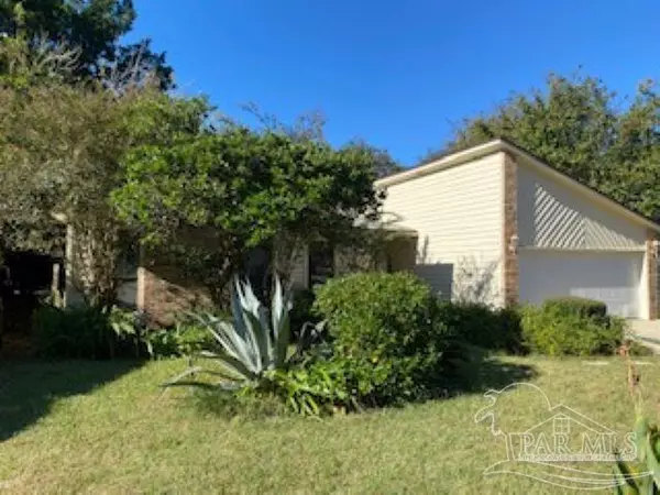 3407 Blueridge Dr, Pensacola, FL 32504