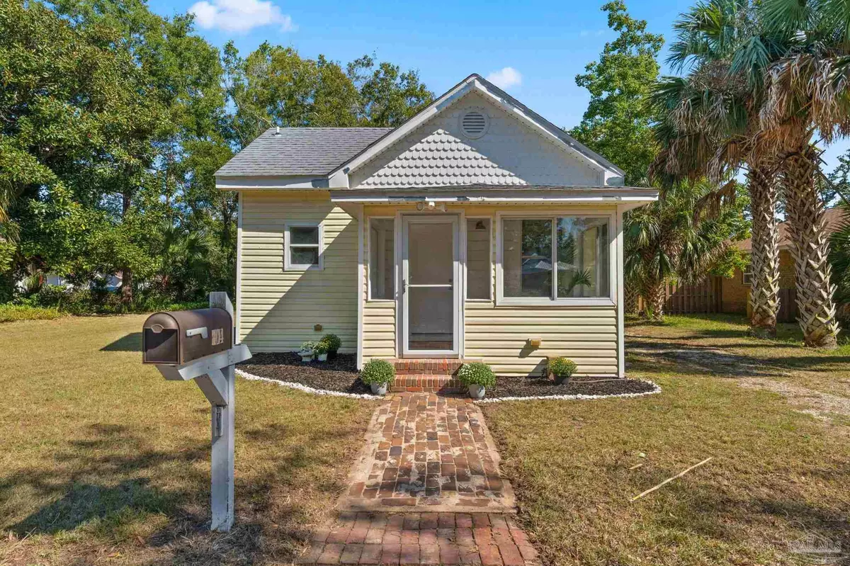 Pensacola, FL 32502,704 S F St