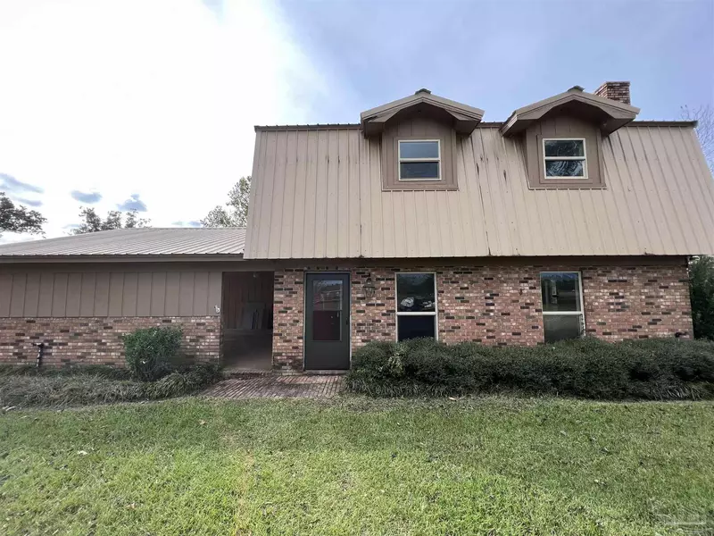 3470 Woods Rd, Atmore, AL 36502