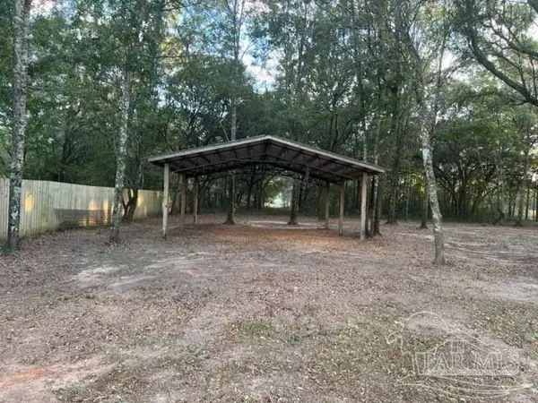 Milton, FL 32570,5225 Morgan Ridge Dr