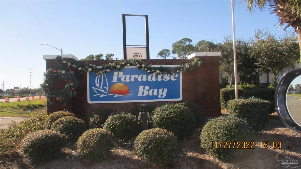 Gulf Breeze, FL 32563,3854 Paradise Bay Dr