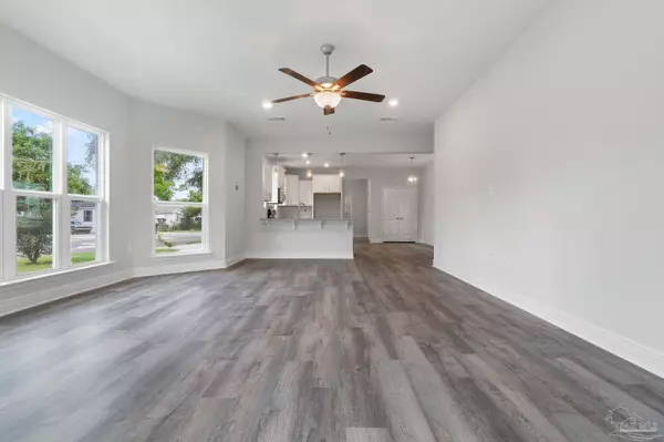Pensacola, FL 32501,616 W Jackson St