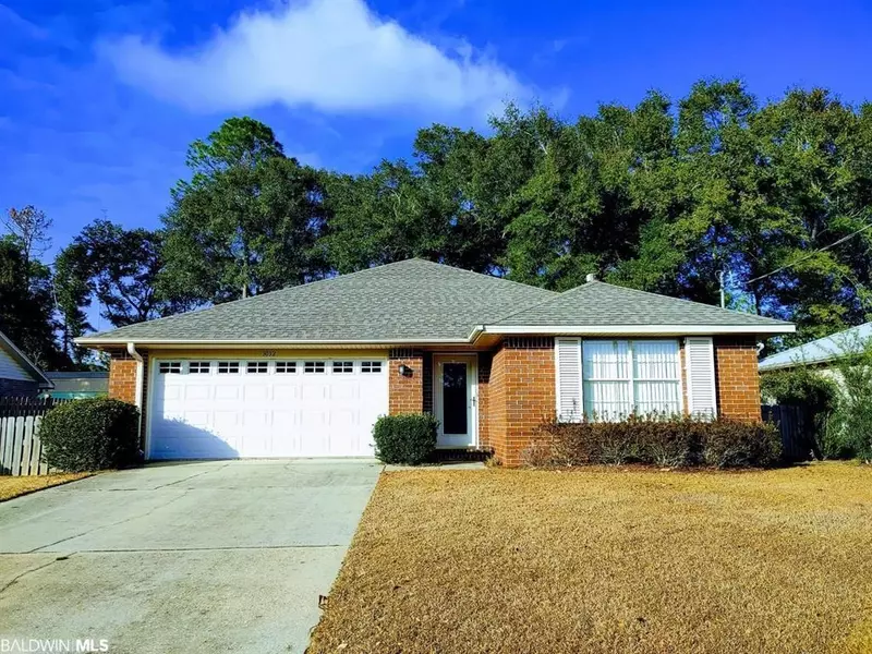 3032 N Spanish Cove Dr, Lillian, AL 36549