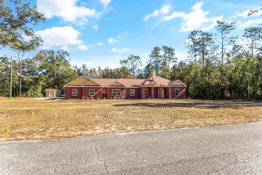 7390 Dunwalt Rd, Pensacola, FL 32526