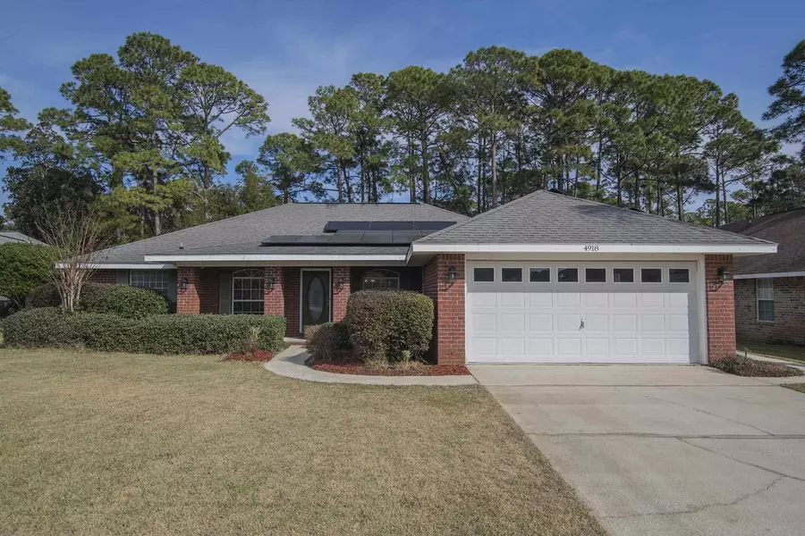 4918 Berkeley Forest Blvd, Gulf Breeze, FL 32563