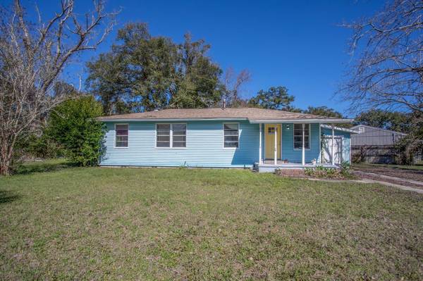 400 Lakewood Rd, Pensacola, FL 32507