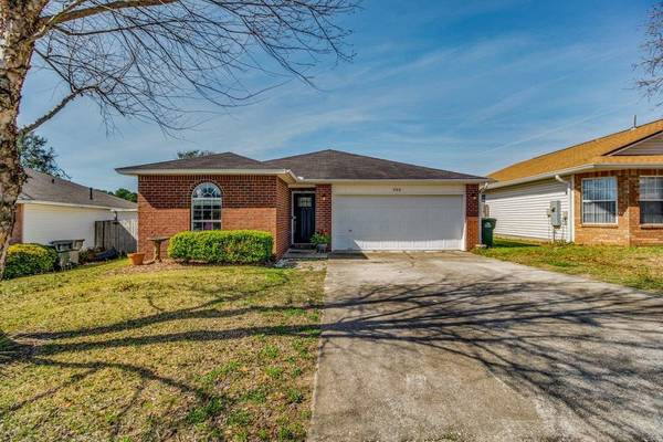 368 Mizzen Ln, Pensacola, FL 32507