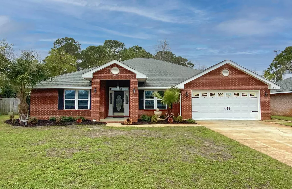 Gulf Breeze, FL 32563,1253 Grand Ridge Cir