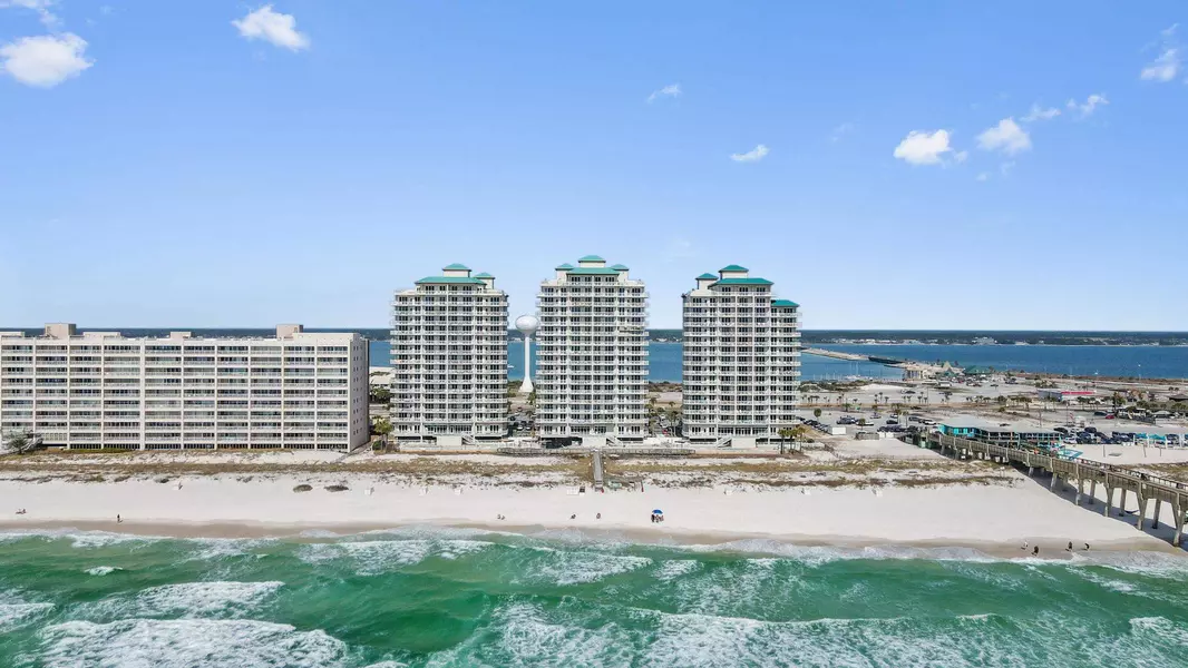 8573 Gulf Blvd, Navarre Beach, FL 32566