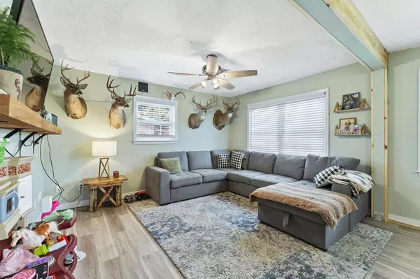 Pensacola, FL 32526,5811 Perkins St