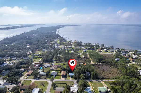 Pensacola, FL 32507,5591 Galvez Rd