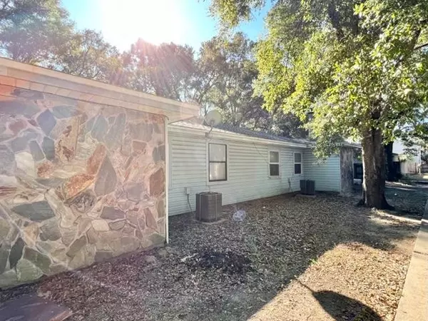 Pensacola, FL 32505,467 Stara Cir