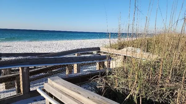 Pensacola Beach, FL 32561,1616 Bulevar Menor