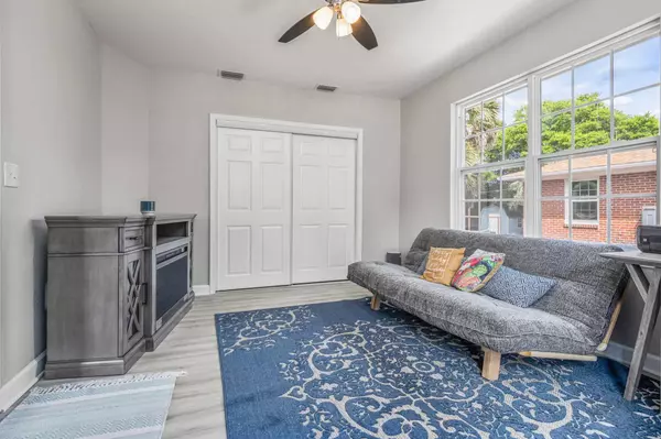 1750 E Anderson Pensacola, FL 32503