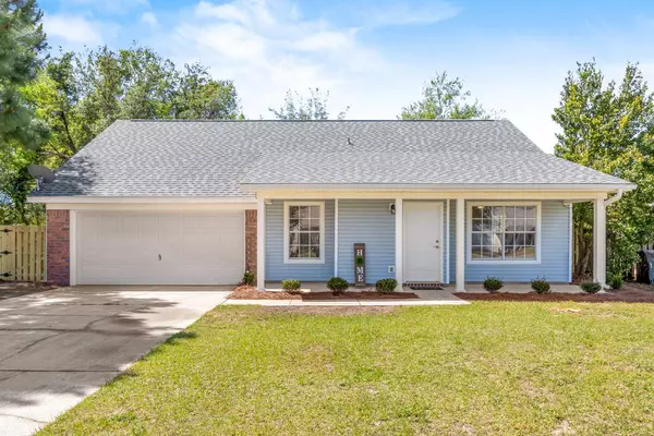 4741 Constellation Dr, Gulf Breeze, FL 32563